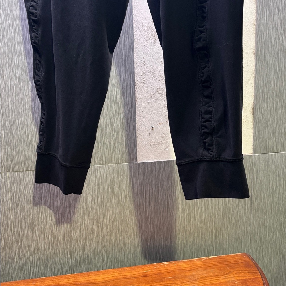ATHLETA STASH SALUTATION RUCH JOGGERS - Picture 3 of 7